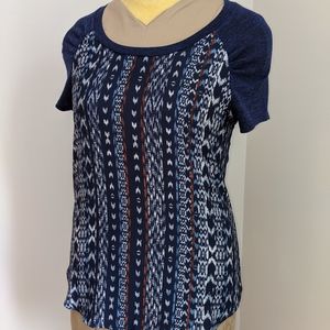 Maurice's size small raglan sleeve top